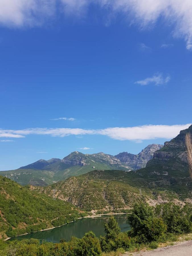 Lugina E Komanit 3* Koman