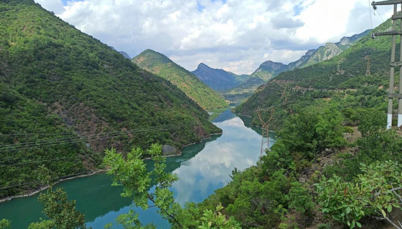 Lugina E Komanit Koman